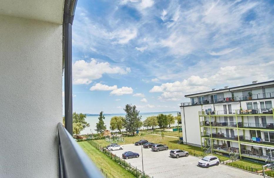 Chill & Relax Apartment Siófok Eksteriør billede
