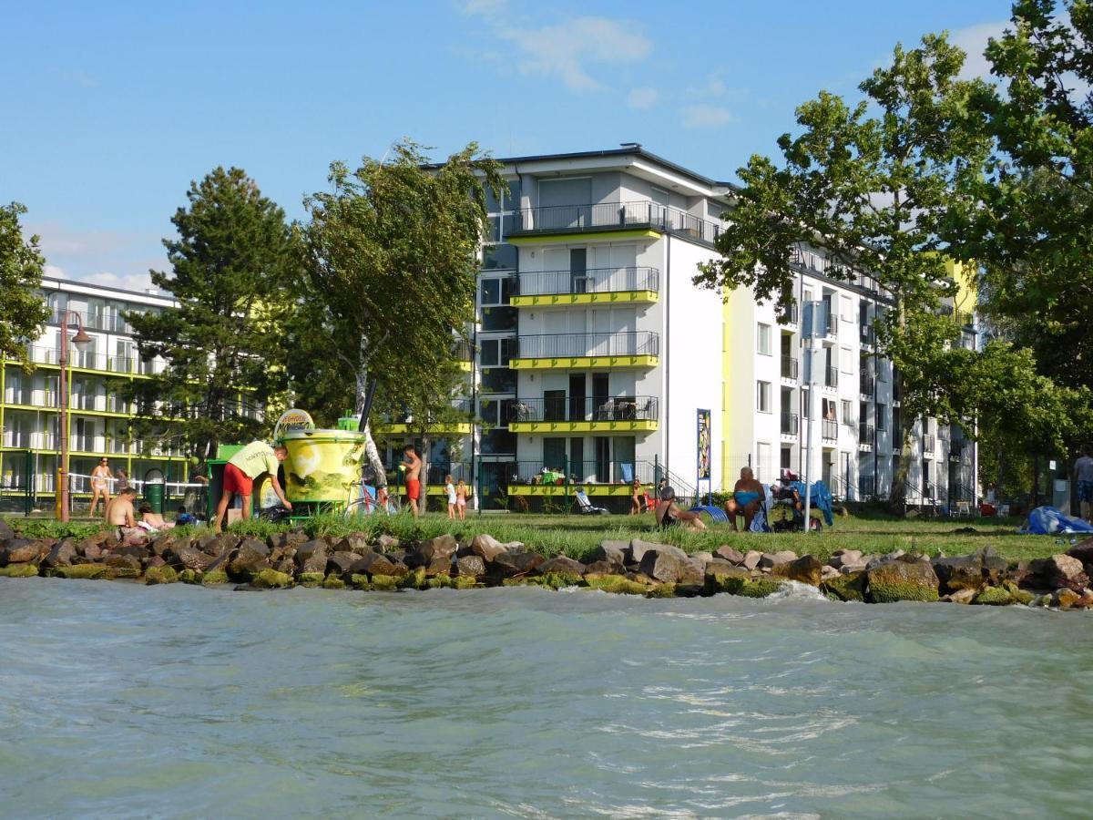 Chill & Relax Apartment Siófok Eksteriør billede