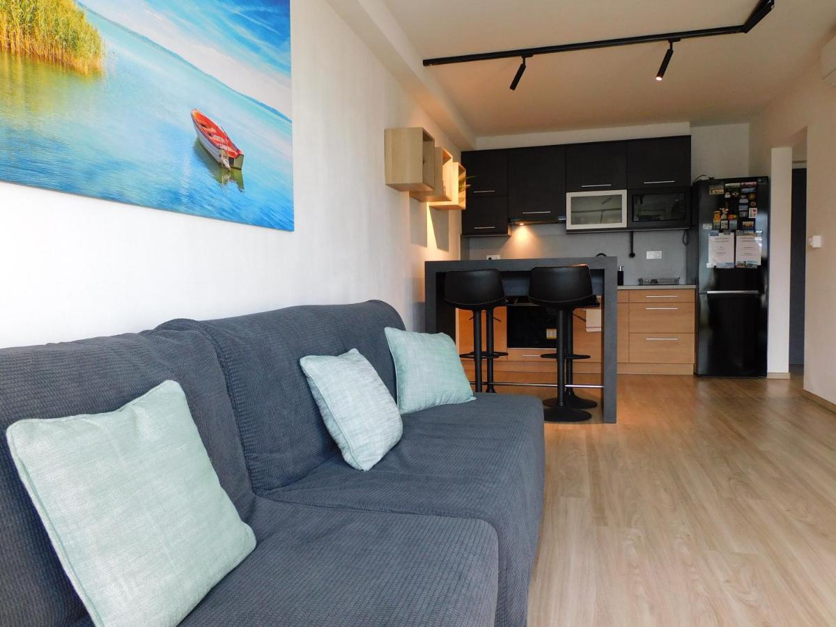 Chill & Relax Apartment Siófok Eksteriør billede