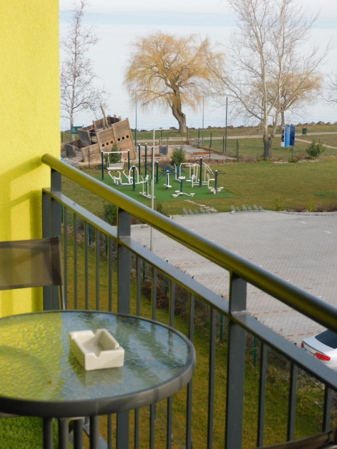 Chill & Relax Apartment Siófok Eksteriør billede